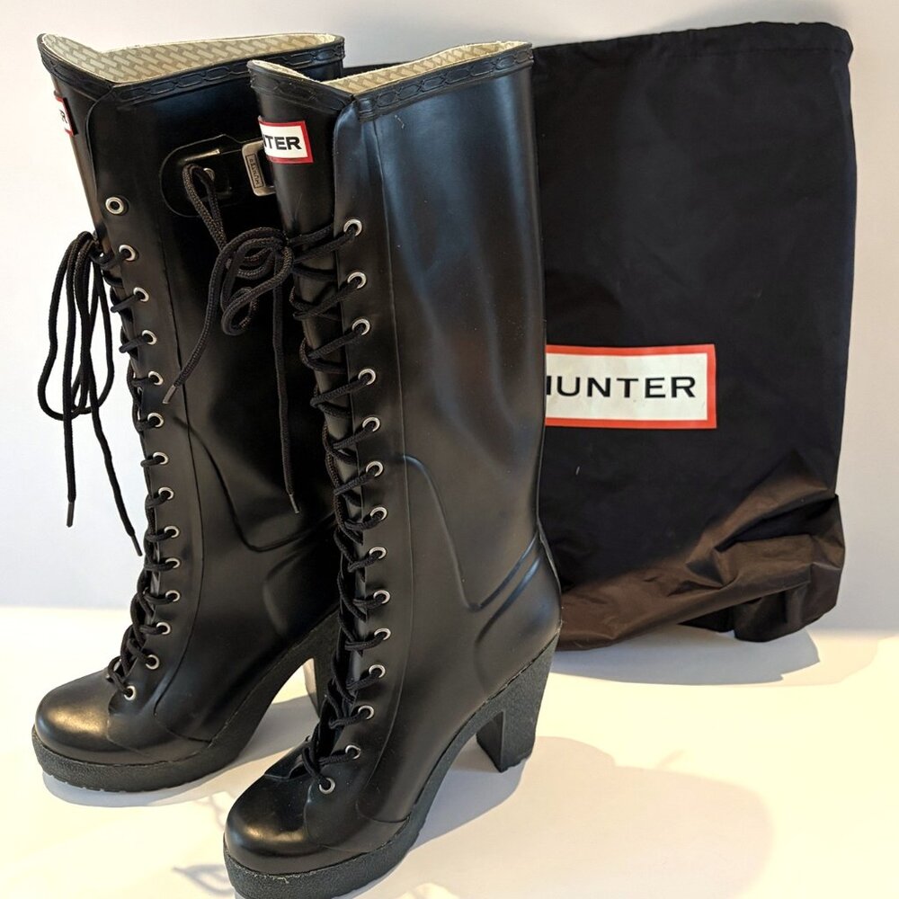 Rare Hunter Lapins Lace-Up Knee-High Boots